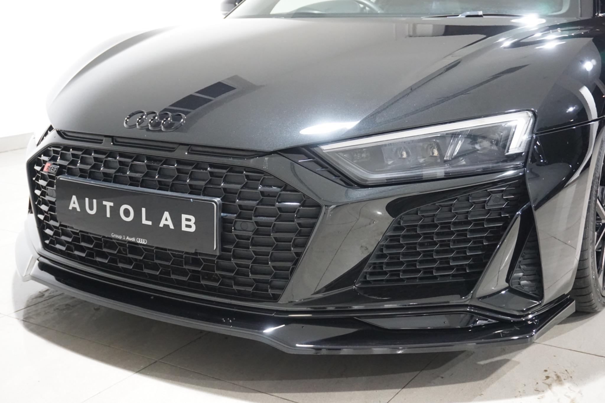 Audi R8 5.2 FSI V10 Performance Edition S Tronic quattro Euro 6 (s/s) 2dr